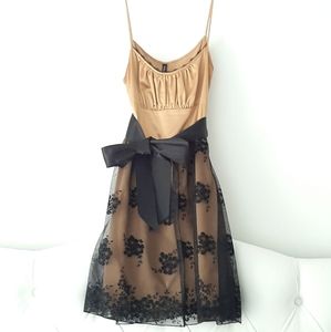Heart Soul Gold and black party Holiday Homecoming Dance Vacatiin dress. Size M.